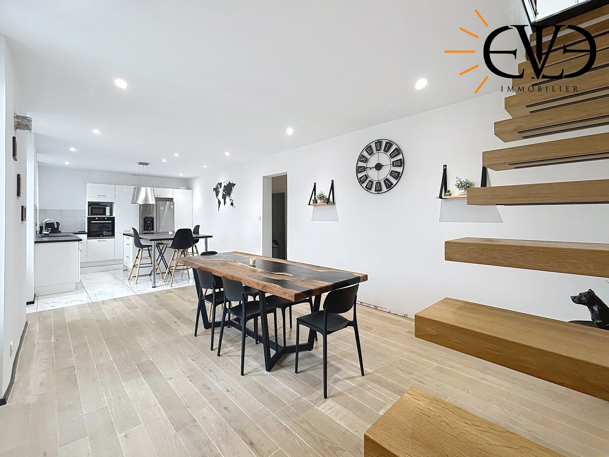 Investissez dans ‘L’Ambitieux’   Immeuble rénové à fort potentiel locatif à Valserhône