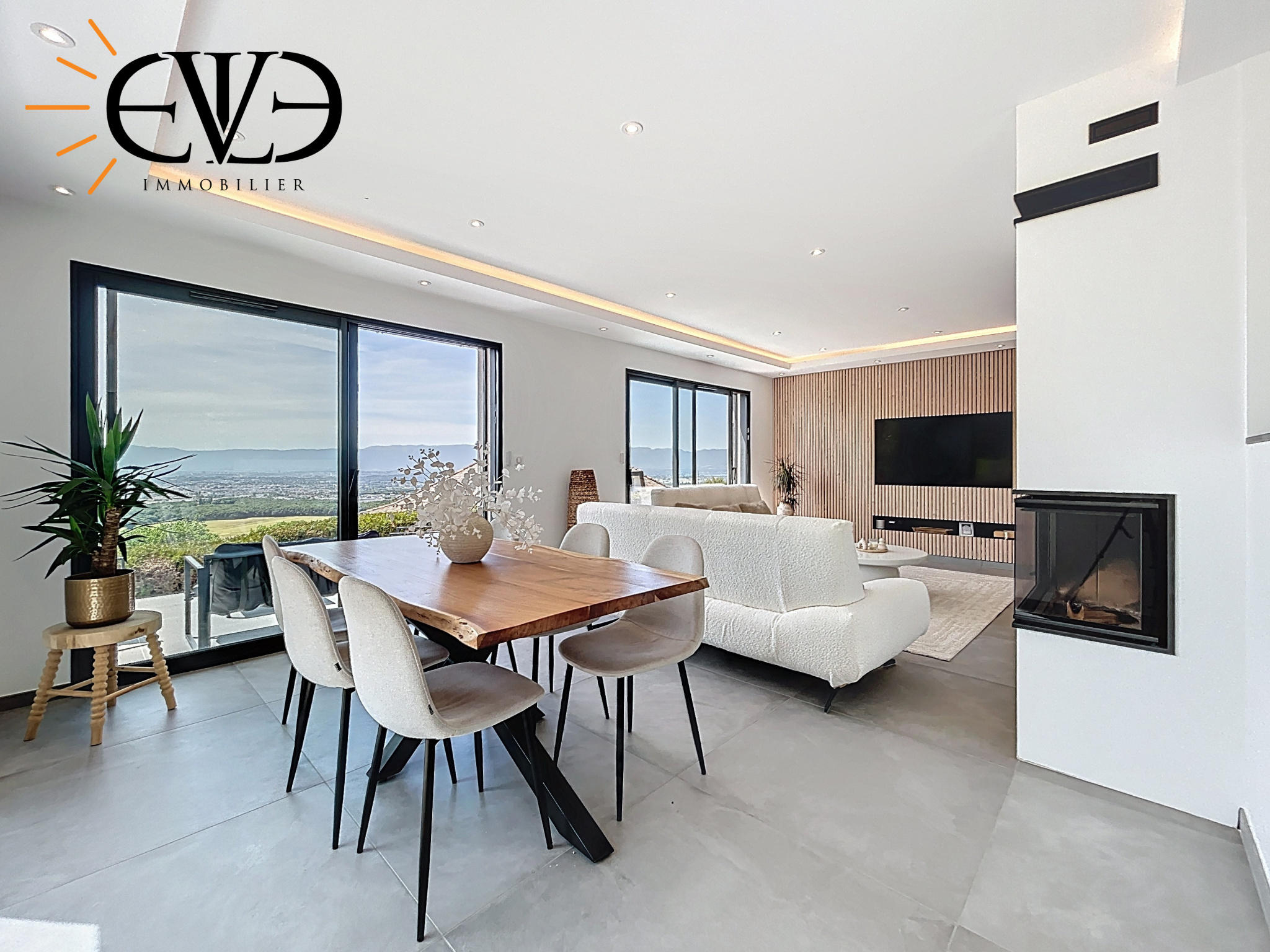À vendre, L’Imprenable, une somptueuse villa neuve avec une vue panoramique