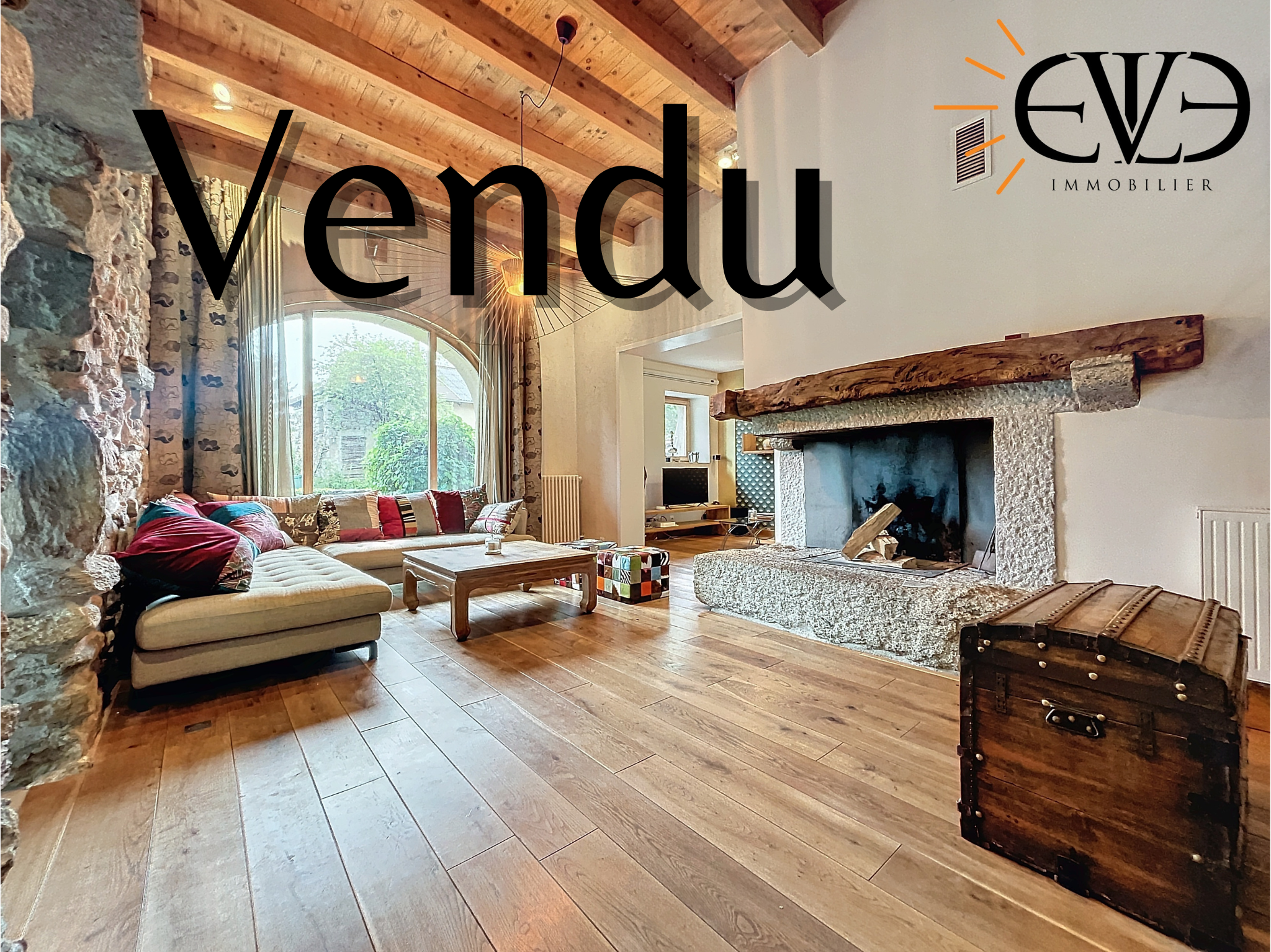 Le Chaleureux : corps de ferme à vendre à 10 min de la frontière SUISSE