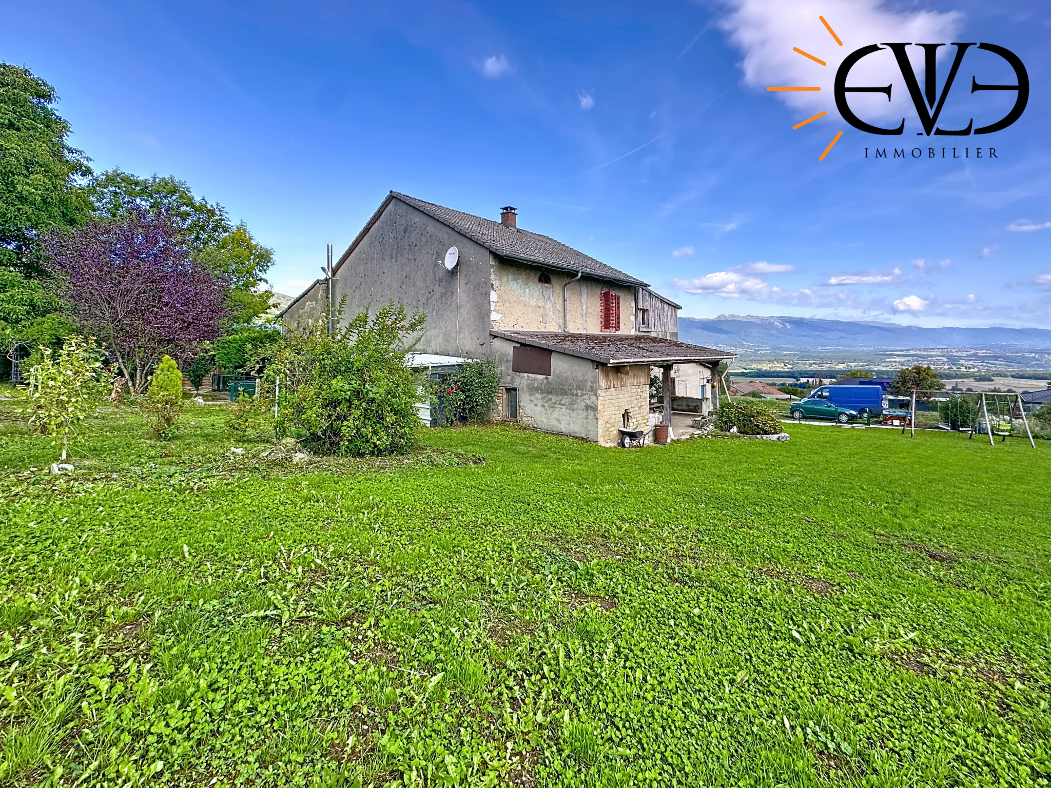 À Vendre : ‘Le Charmeur’   Corps de ferme à Vulbens (hameau de Racclaz-Dingy-en-Vuache)