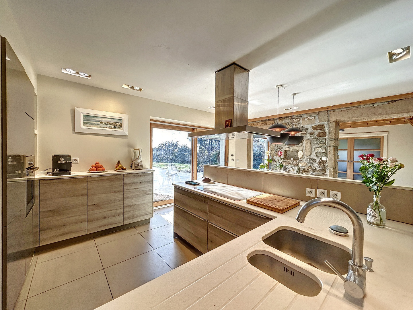 Le Chaleureux : corps de ferme à vendre à 10 min de la frontière SUISSE