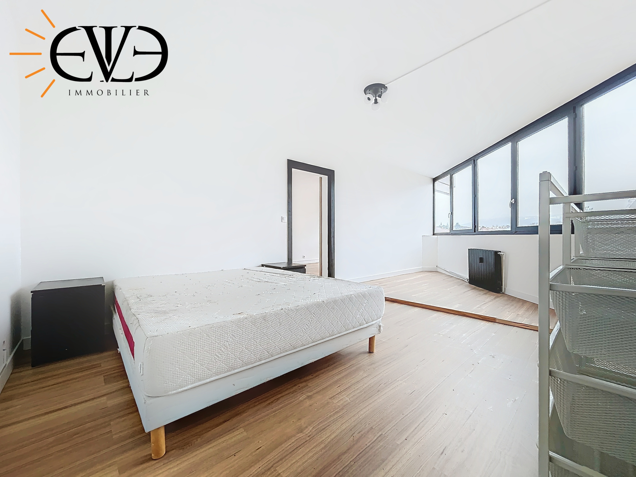 L’Éclatant – Charmant T2 Rénové avec Balcon à Gaillard