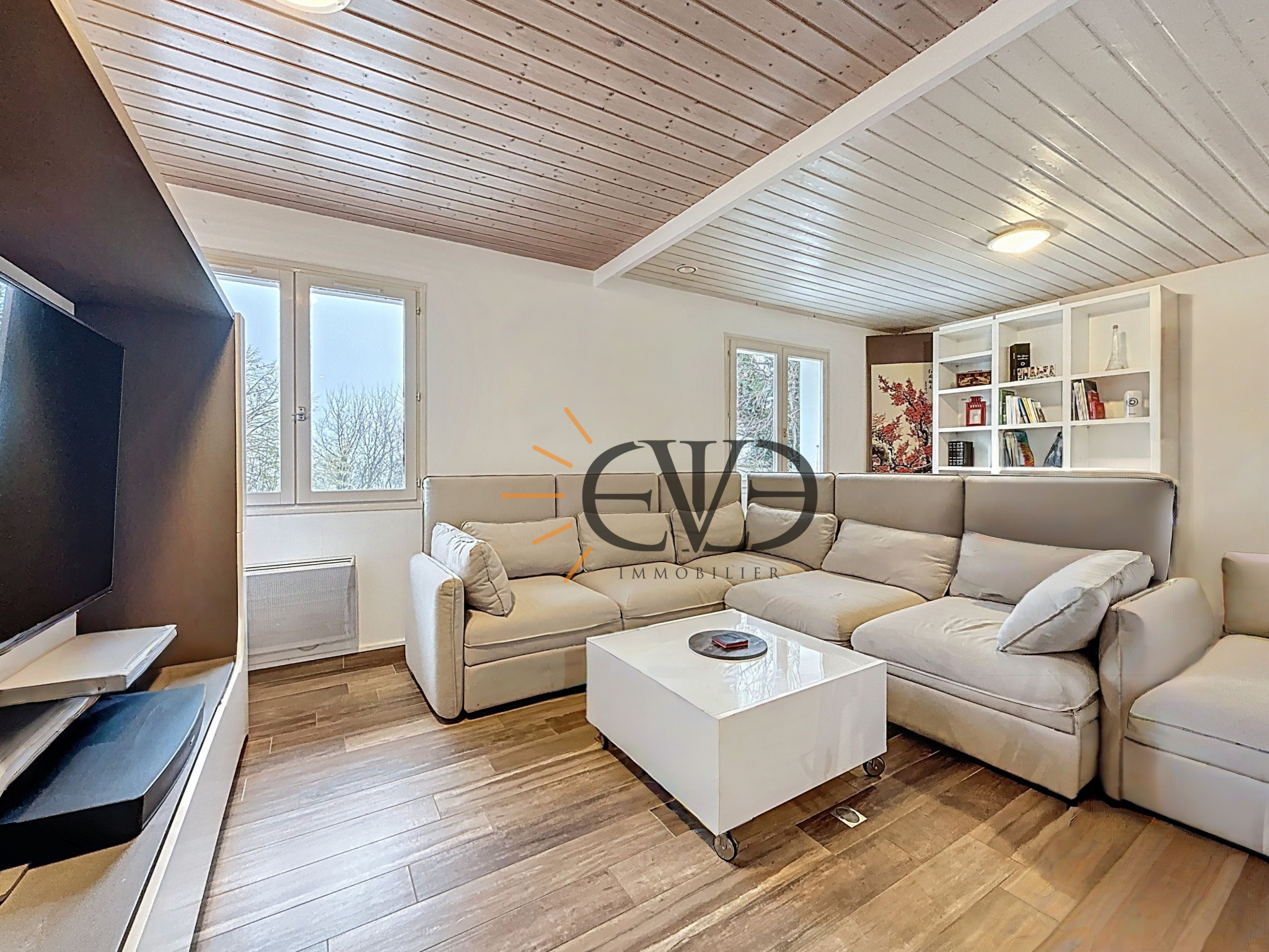 À Vendre   « La Chaleureuse » Maison individuelle de 6 pièces