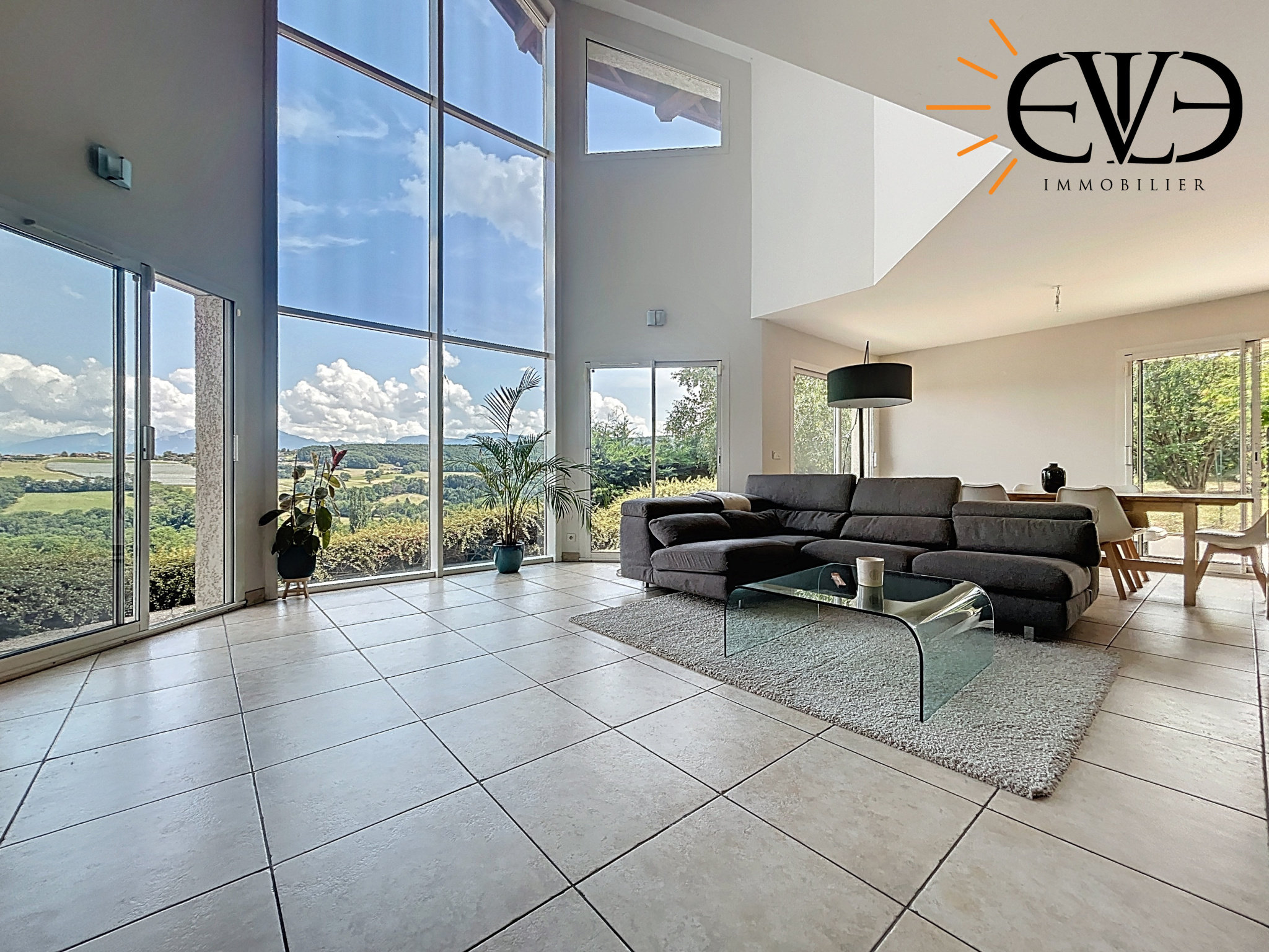 &lsquo;La Panoramique&rsquo;   Villa d’Architecte de 248 m2 à Monnetier-Mornex