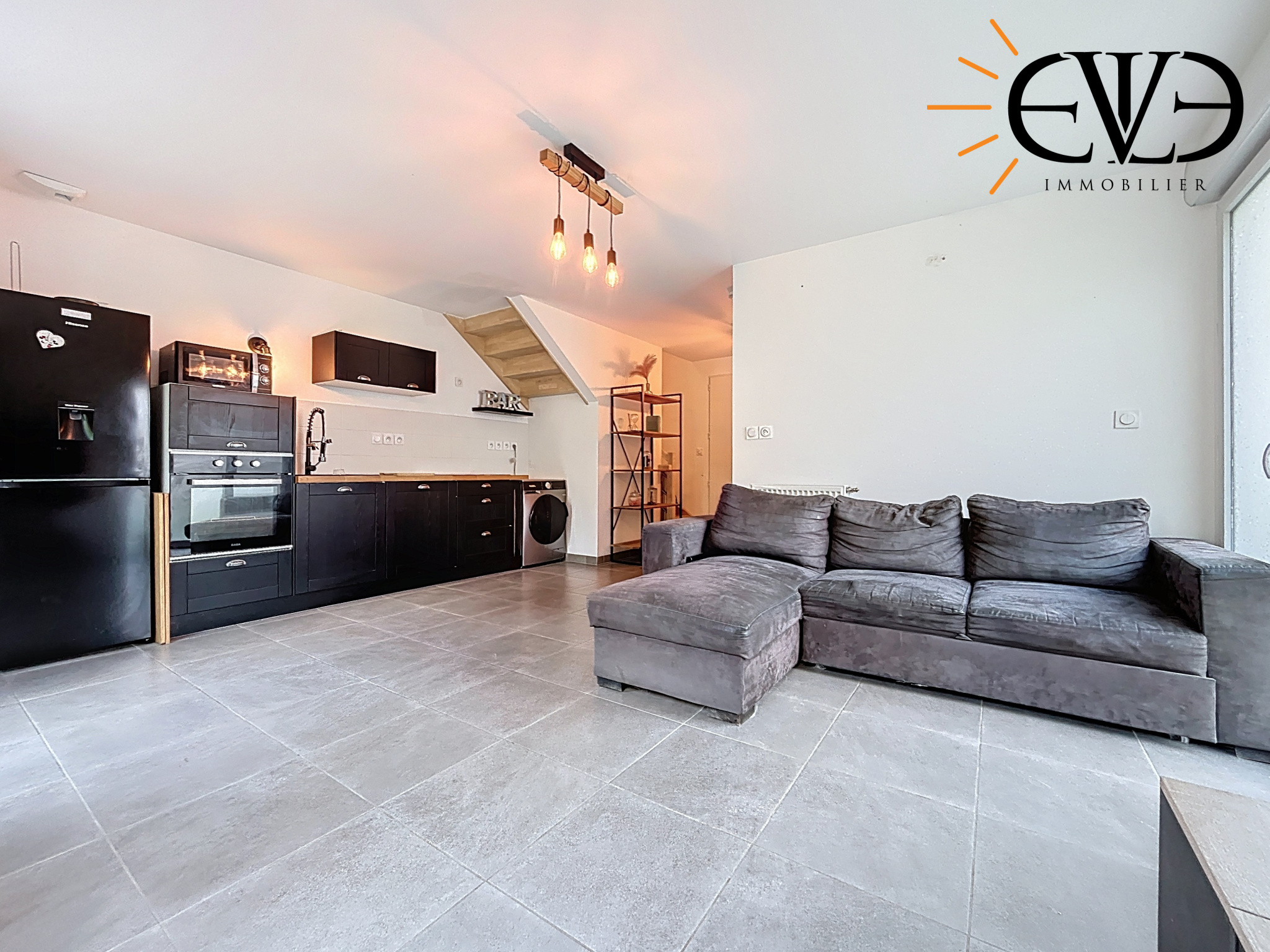 À Vendre : Le Paisible   Charmant Duplex T3 avec Jardin, Terrasse et Vue Montagne à Léaz