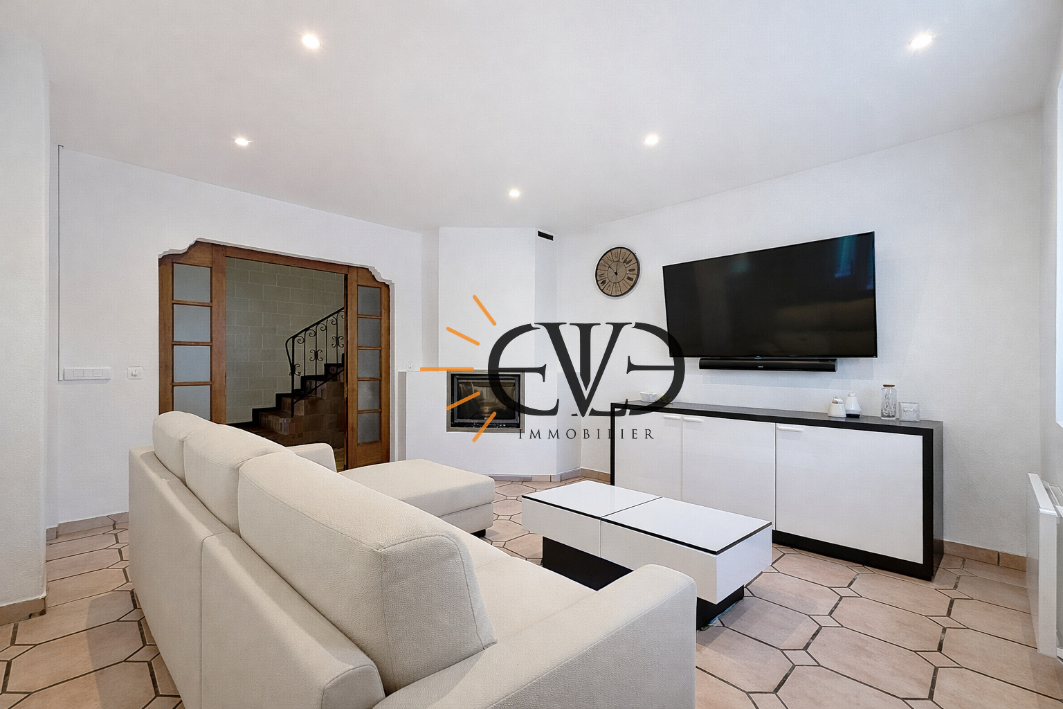 À VENDRE   L’Authentique  Maison de village de 161 m2 à Jonzier-Épagny   Charme, volumes et fort potentiel