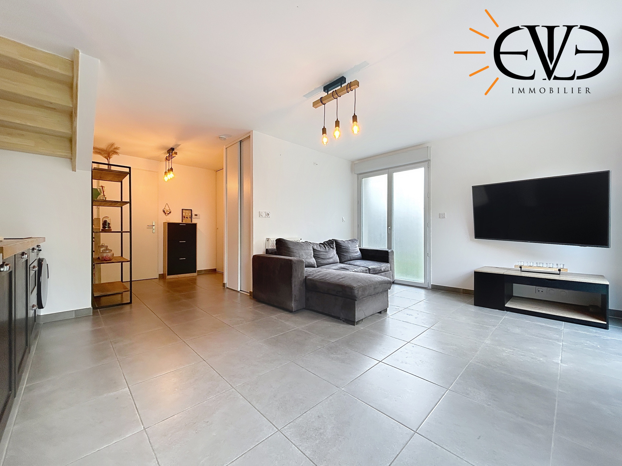 À Vendre : Le Paisible   Charmant Duplex T3 avec Jardin, Terrasse et Vue Montagne à Léaz